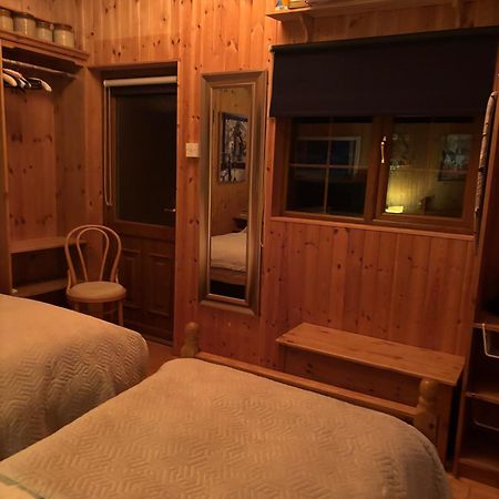 Cosy Countryside Log Cabin Килкенни Экстерьер фото