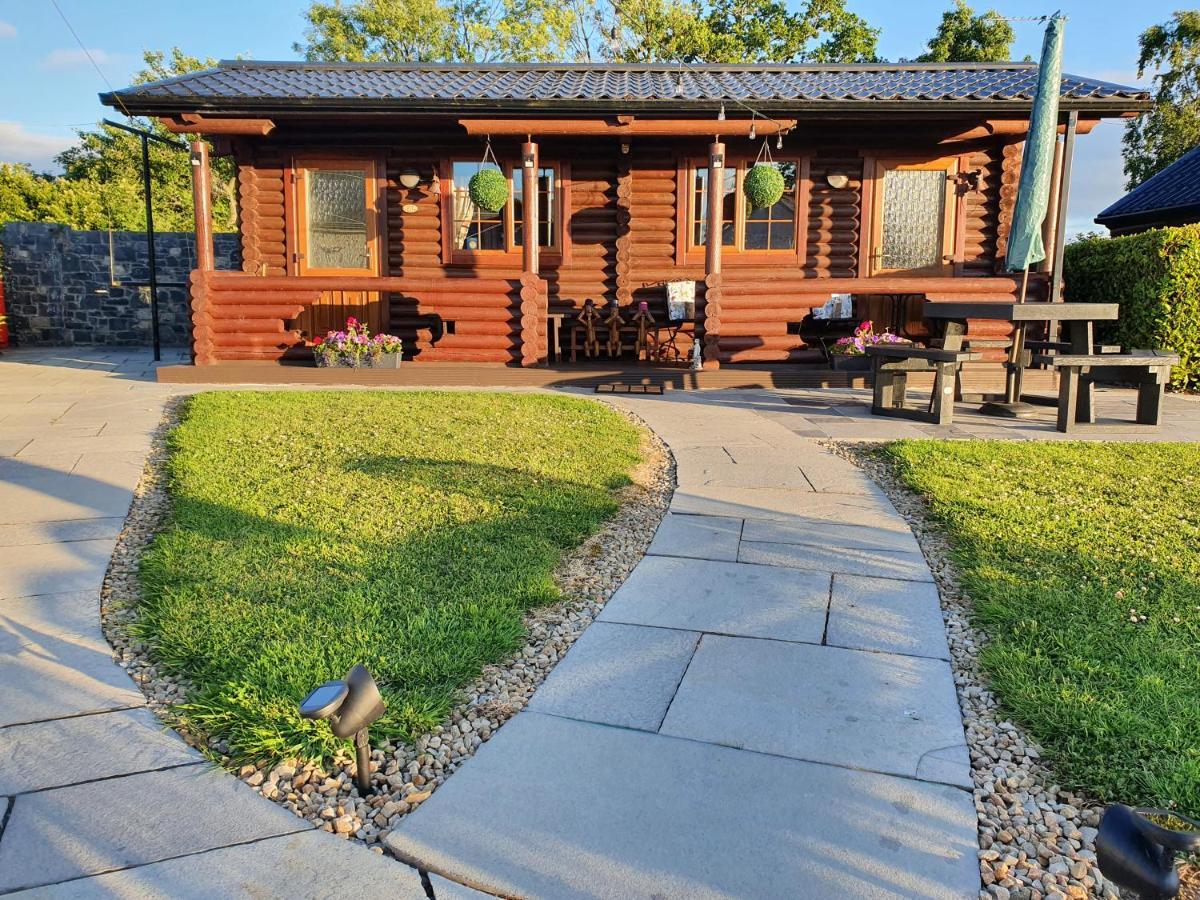 Cosy Countryside Log Cabin Килкенни Экстерьер фото